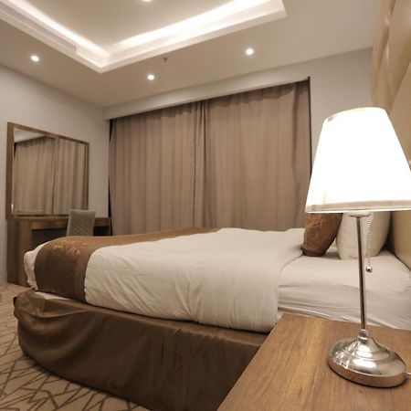 Broad Almkan Apart Hotel ฏออิฟ ภายนอก รูปภาพ
