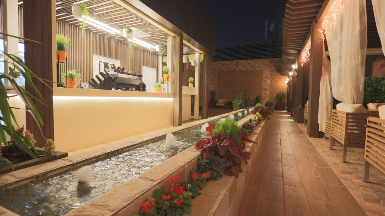 Broad Almkan Apart Hotel ฏออิฟ ภายนอก รูปภาพ