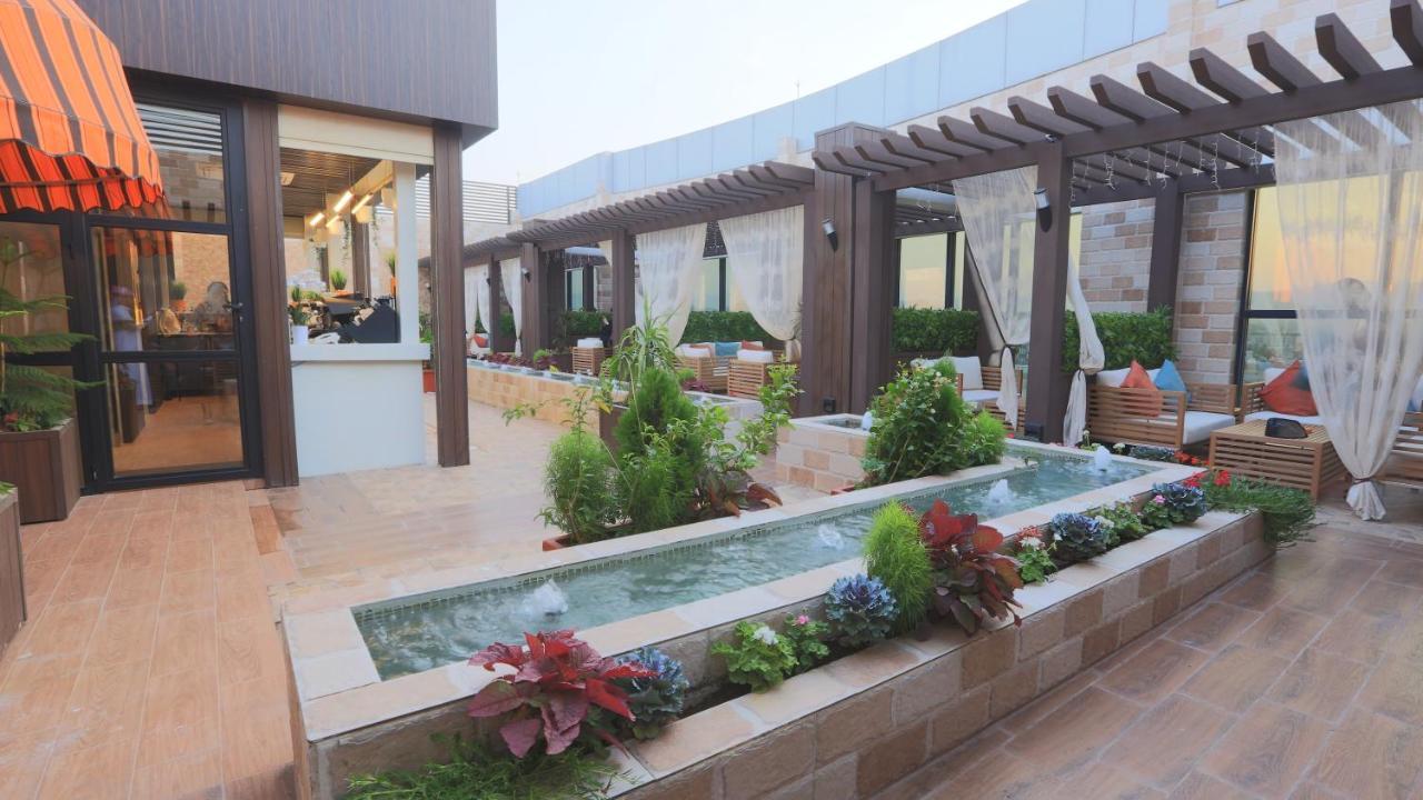 Broad Almkan Apart Hotel ฏออิฟ ภายนอก รูปภาพ