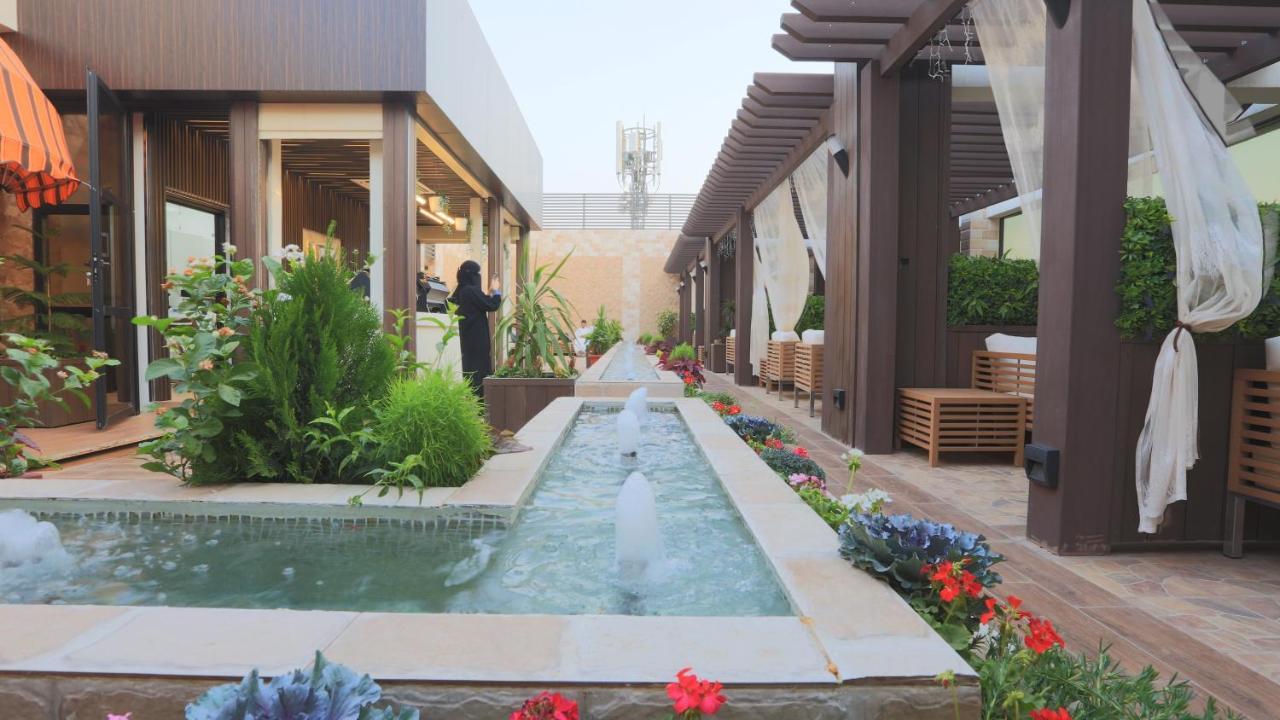 Broad Almkan Apart Hotel ฏออิฟ ภายนอก รูปภาพ