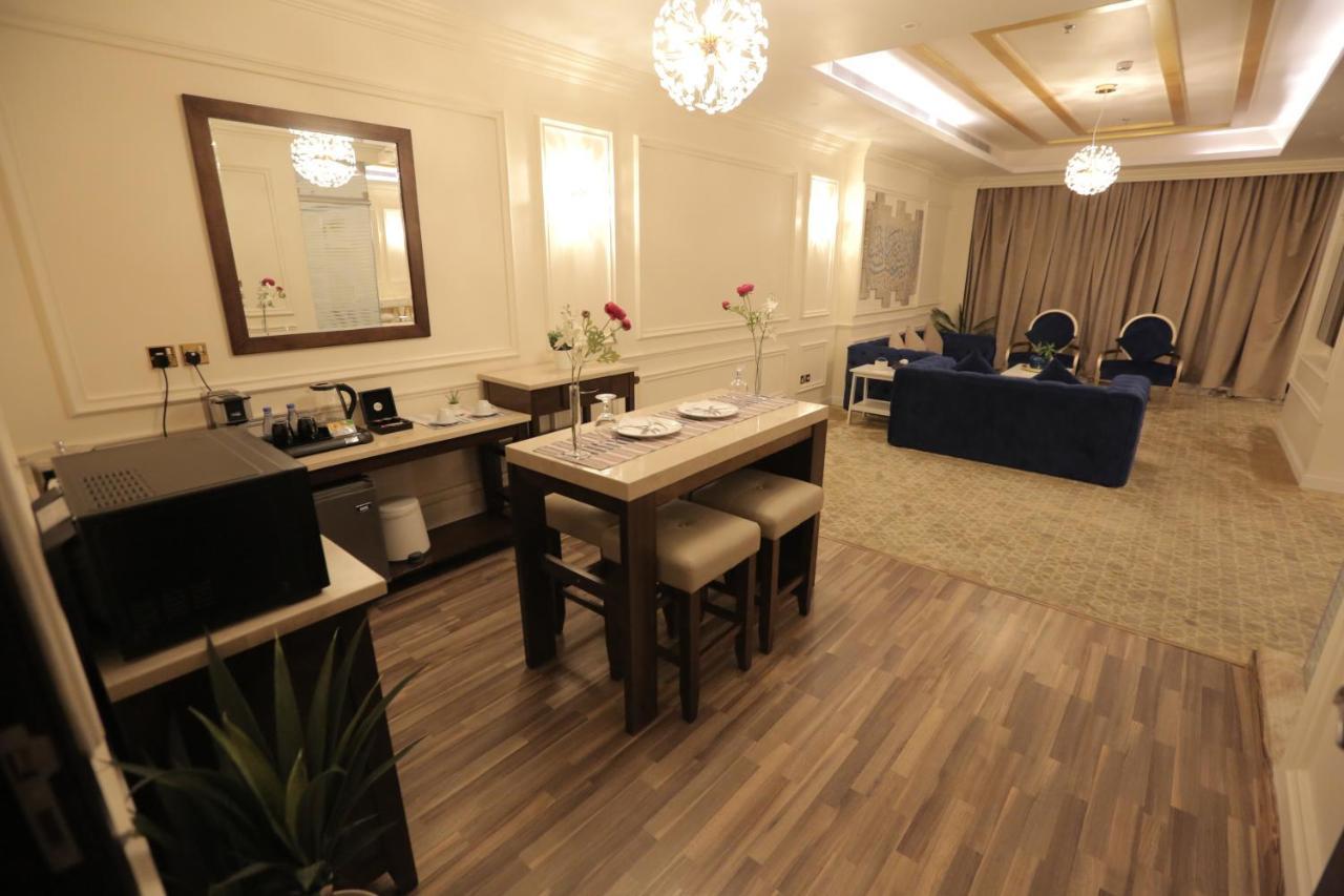Broad Almkan Apart Hotel ฏออิฟ ภายนอก รูปภาพ