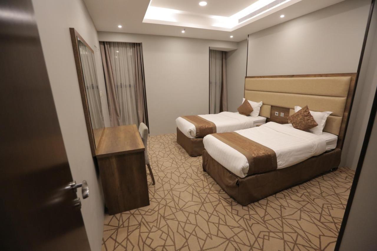 Broad Almkan Apart Hotel ฏออิฟ ภายนอก รูปภาพ